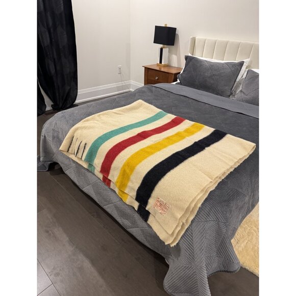 Vintage Hudson Bay HBC 4 Point Stripes Large Wool Blanket Throw Made in England - Picture 14 of 16